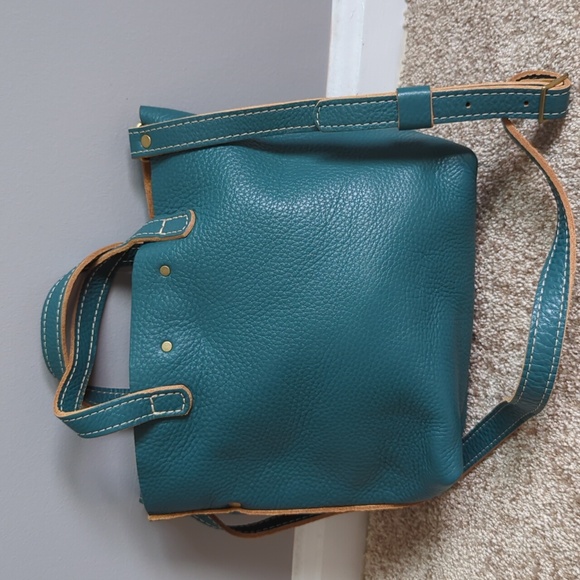 Portland Leather mini crossbody - Picture 3 of 4